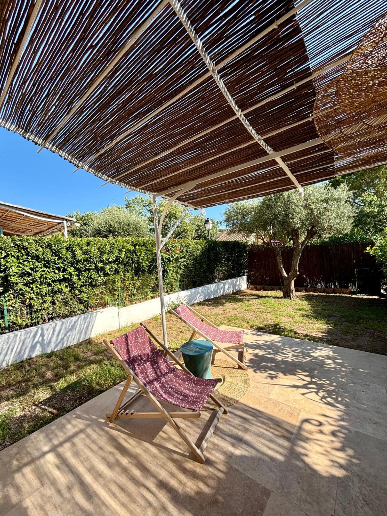 Bastidon Paisible Dans Residence Avec Piscine Fréjus エクステリア 写真