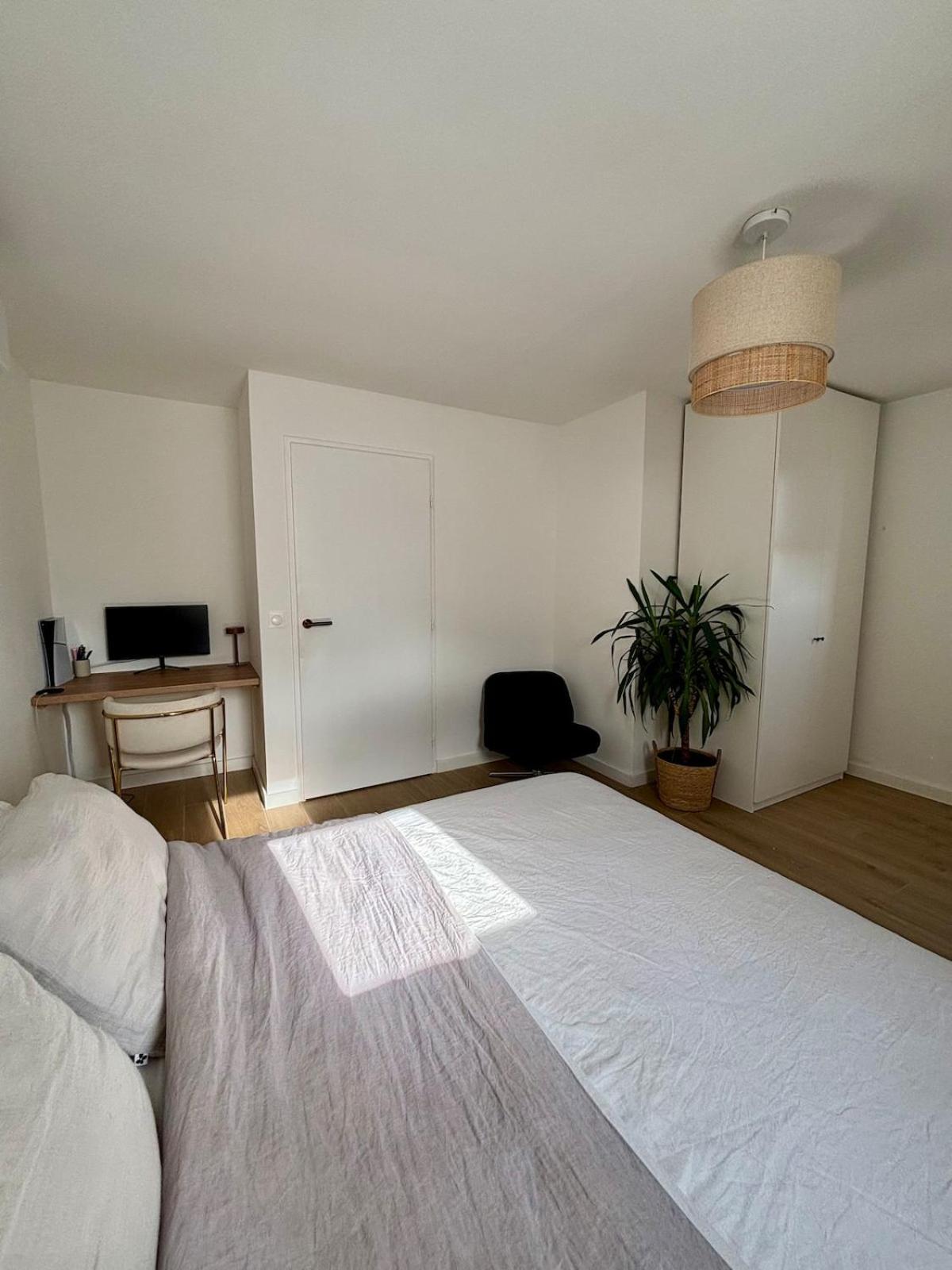 Bastidon Paisible Dans Residence Avec Piscine Fréjus エクステリア 写真